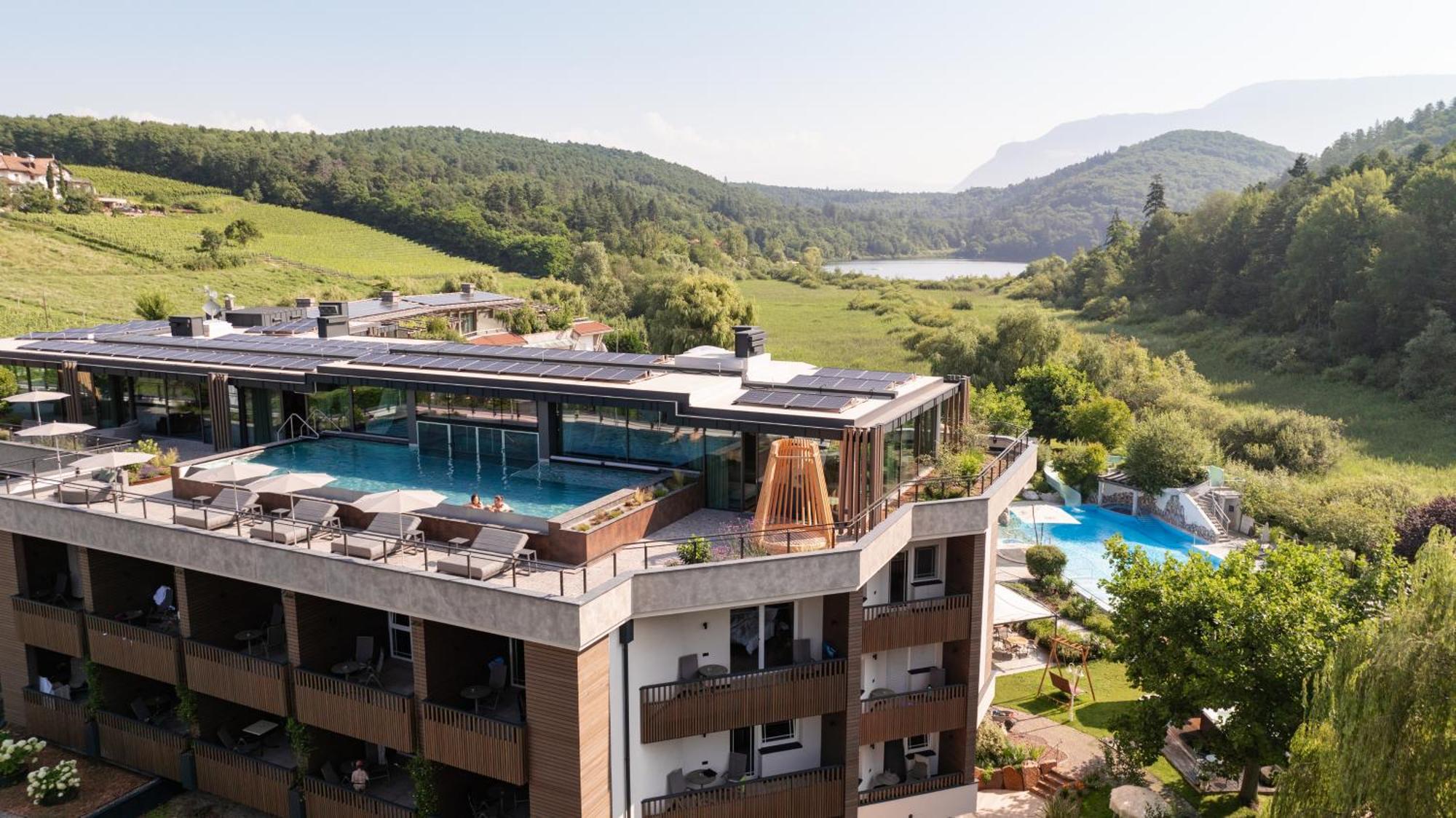 Gartenhotel Moser Appiano Sulla Strada Del Vino Bagian luar foto