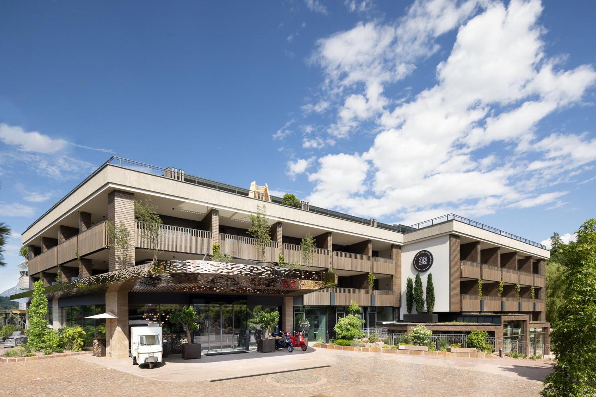 Gartenhotel Moser Appiano Sulla Strada Del Vino Bagian luar foto
