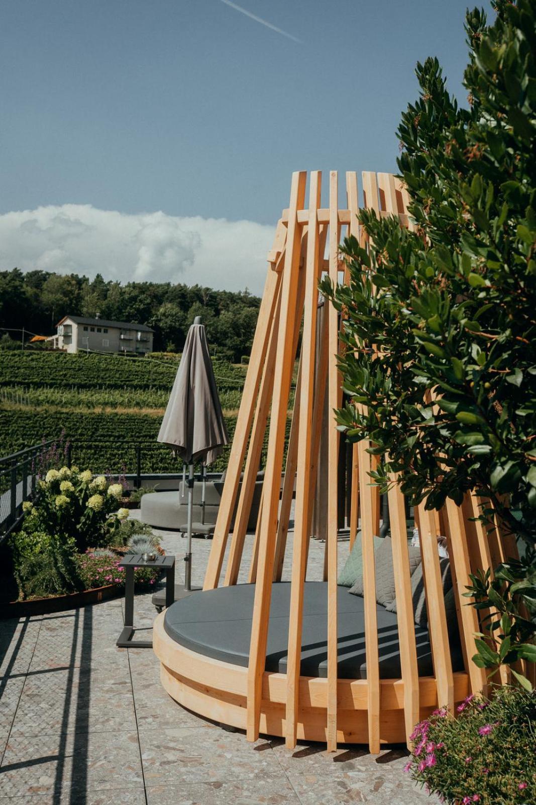 Gartenhotel Moser Appiano Sulla Strada Del Vino Bagian luar foto