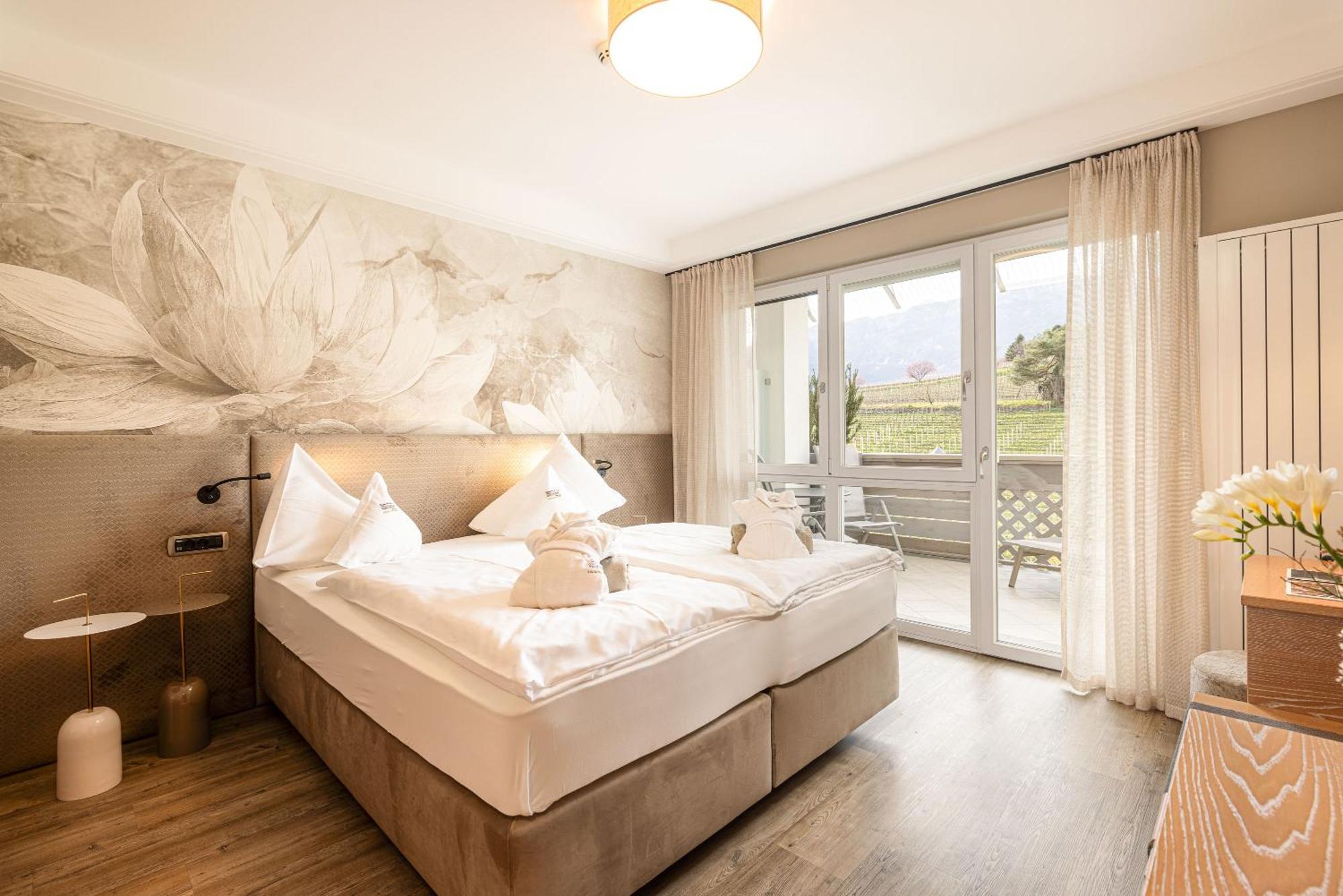Gartenhotel Moser Appiano Sulla Strada Del Vino Ruang foto