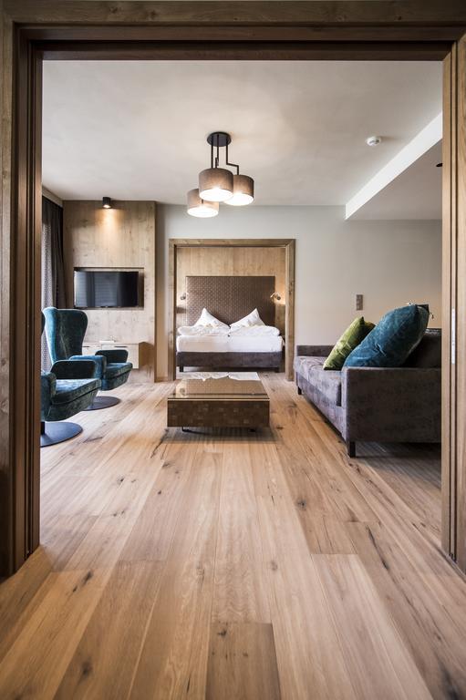 Gartenhotel Moser Appiano Sulla Strada Del Vino Bagian luar foto