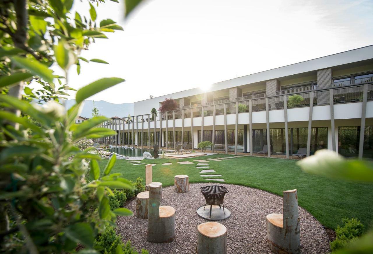 Gartenhotel Moser Appiano Sulla Strada Del Vino Bagian luar foto