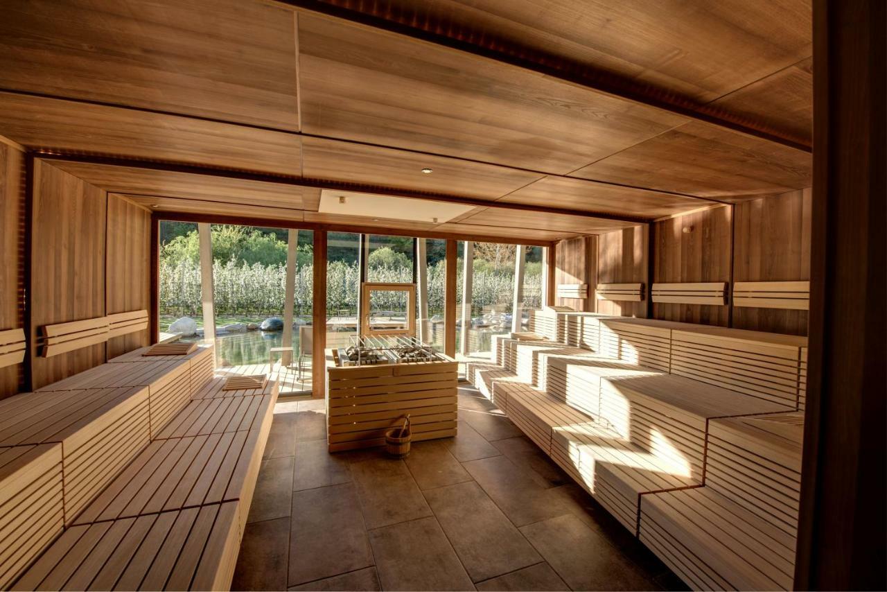 Gartenhotel Moser Appiano Sulla Strada Del Vino Bagian luar foto
